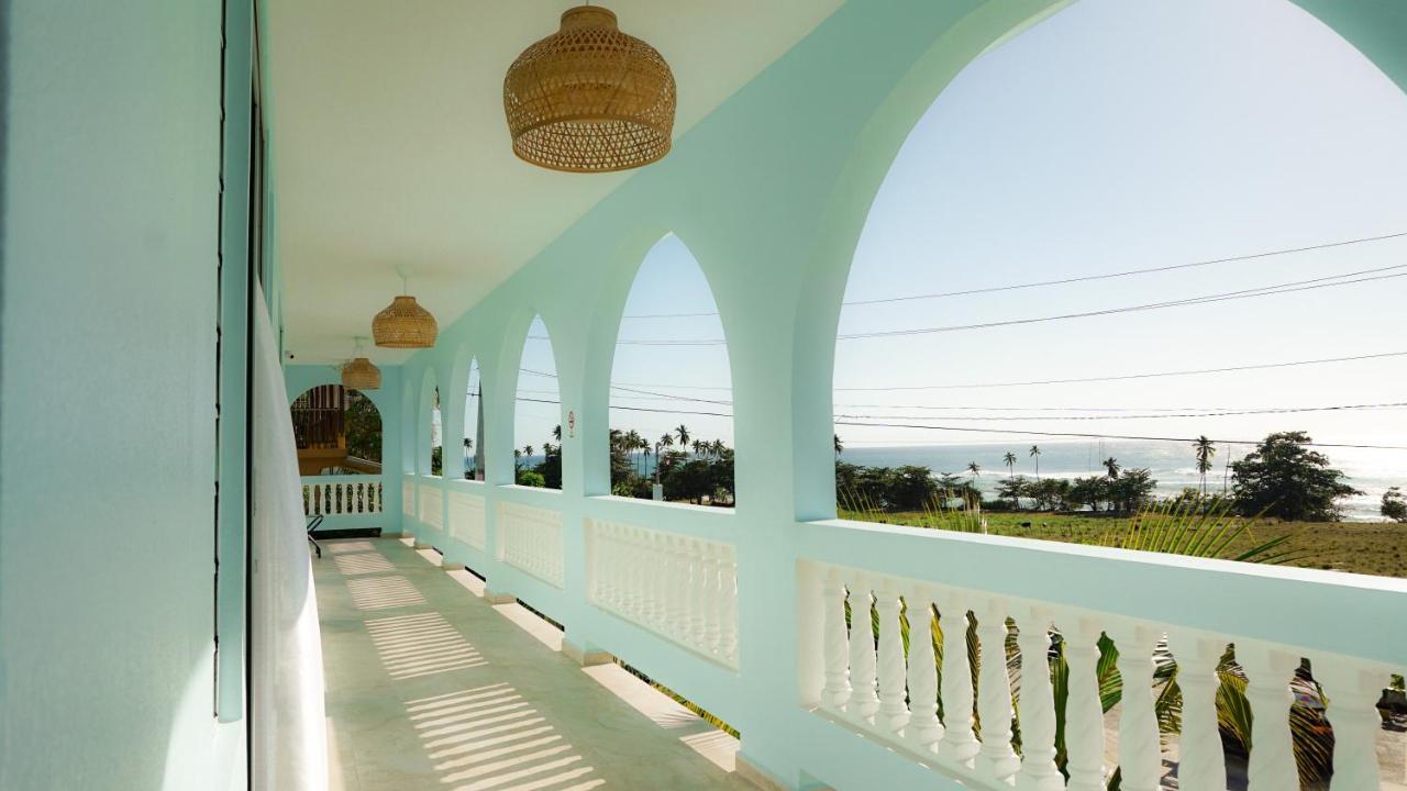 Tres Palmas By La Cambija Hotel Rincon Exterior photo